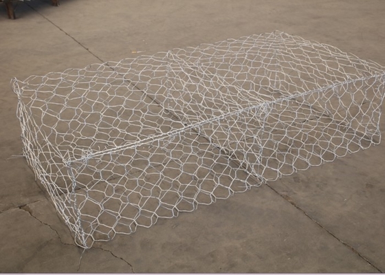 電流を通された金網のGabionのバスケット2.0-4.0mmのワイヤ・ゲージ袋gabion